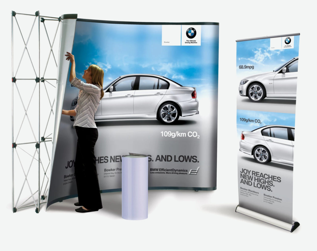 Putting up an exhibition stand